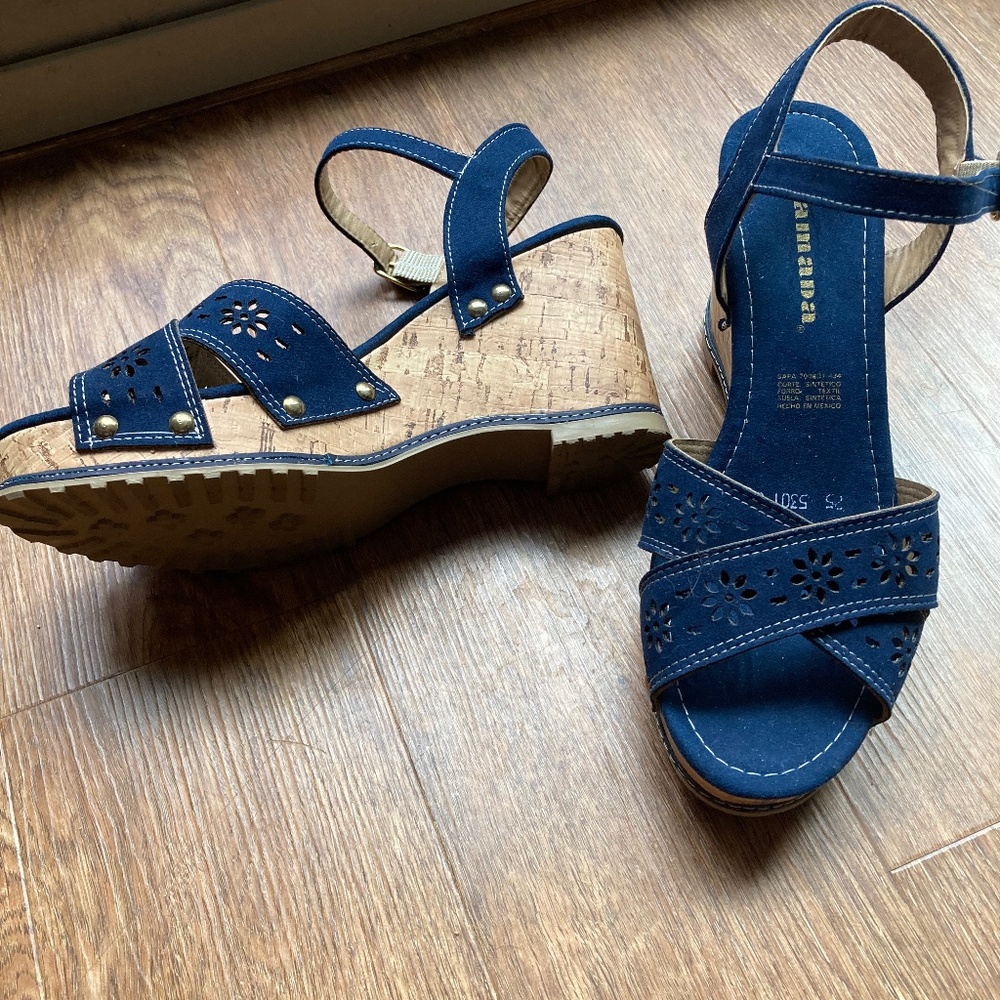Navy blue sandal